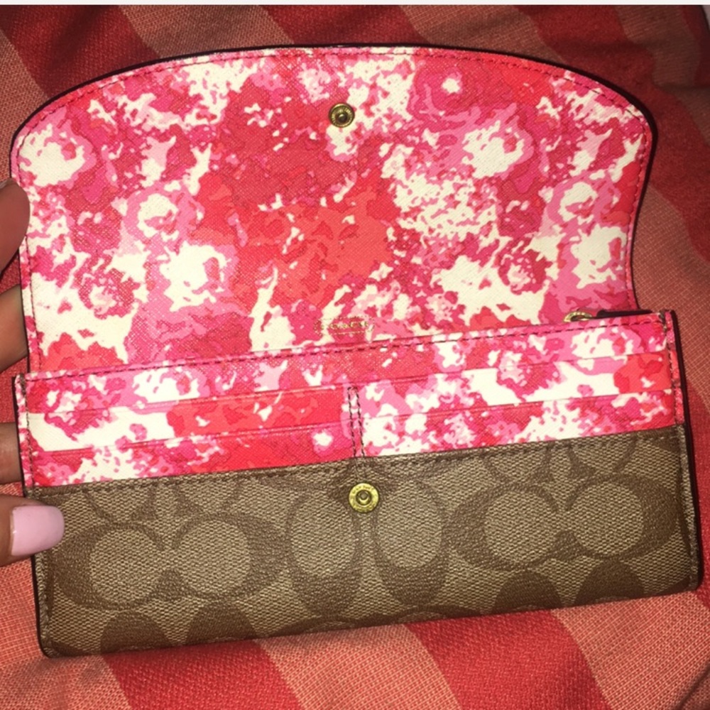 Coach signature wallet